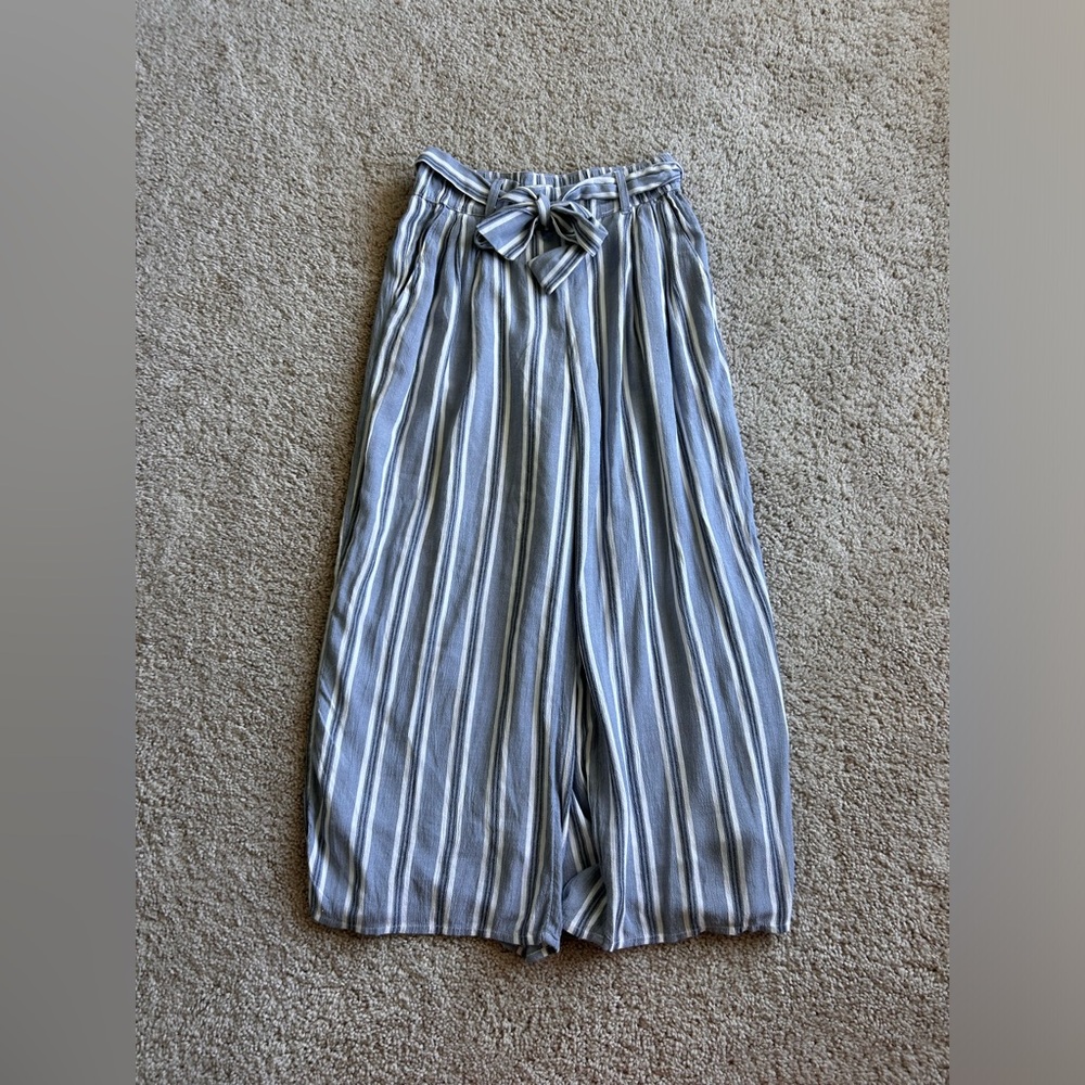 HOLLISTER HIGH RISE FLOWY PANTS